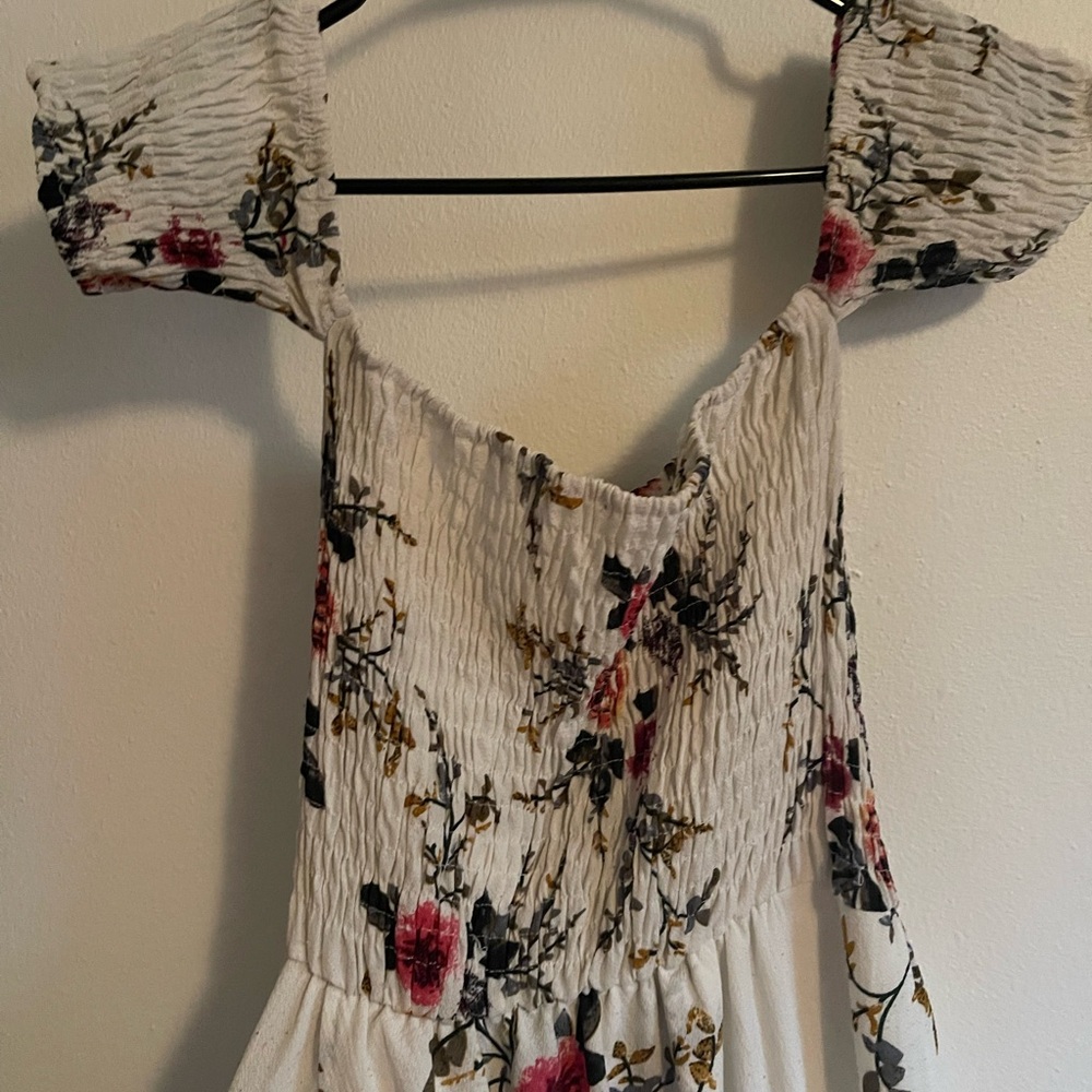 Floral Off-Shoulder Dress - Picture 4 of 6
